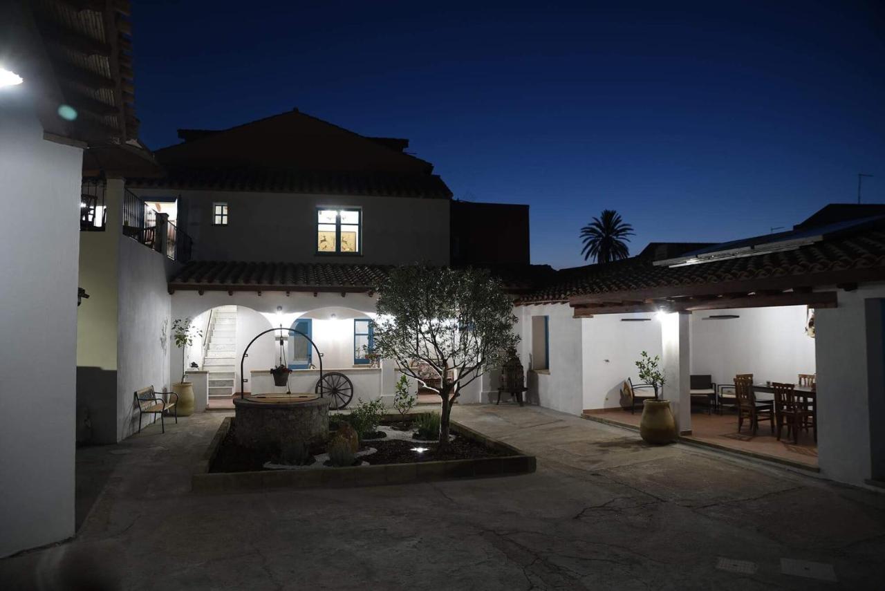 穆拉沃拉Centu Concas住宿加早餐旅馆 外观 照片